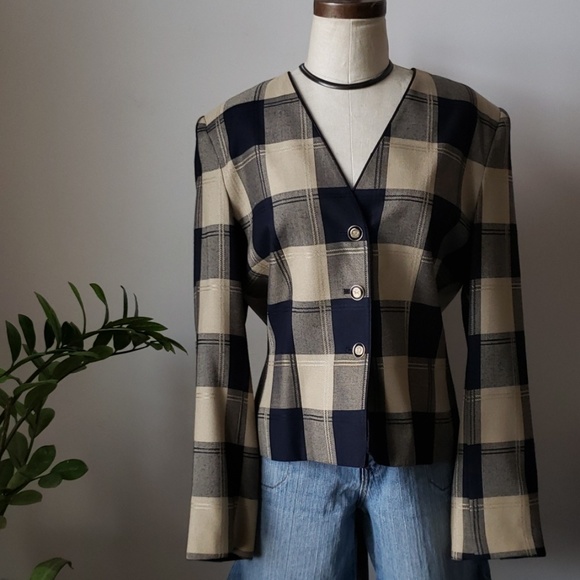 SOLD*** 1980s Navy & Tan Large Check Plaid Blazer - Picture 2 of 8